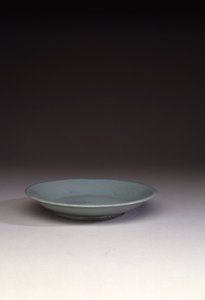 Sällsynt Ruyao grunt fat (keramik) (se även 466677) av Northern Song Dynasty Chinese School