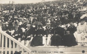 Dignatorer som tittar på de olympiska spelen 1906 i Aten av Norwegian Photographer