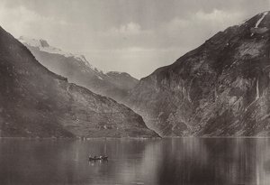 I Geirangerfjorden (s/v foto) av Norwegian Photographer
