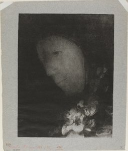 Huvud av kvinna med corsage av blommor av Odilon Redon