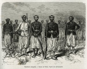 Senegalesiska ryttare av expeditionen eskort. Gravyr av Tofani, för att illustrera berättelsen om Exploration in Haut Niger, av Commander Gallieni, av Marine Infantry, 1880-1881, publicerad i Tour du monde, under ledning av Edouard Charton (1807) av Oswaldo Tofani