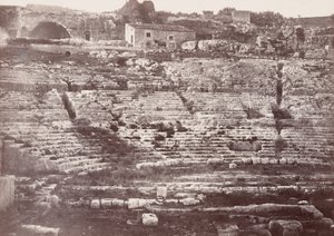 Theatre de Syracuse (Amfiteatern i Syracuse),1865 (foto) av Paul Berthier