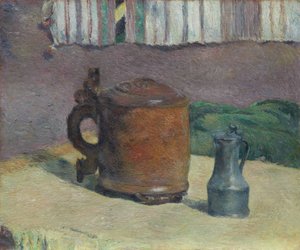Stilleben: Wood Tankard och Metal Pitcher av Paul Gauguin
