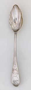 Riflerad tesked, ca 1785 (silver) av Paul Revere