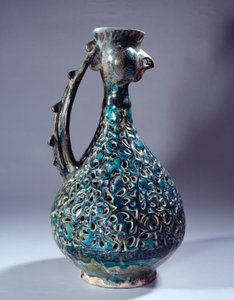 Persisk konst: keramik akvamarin med tupphuvud och dekorationer inspirerade av Waq Waq-trädet. Från Kashan. 1200-talets Paris, Louvren av Persian School