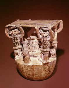 Gudom på tronen med baldakin stödd av hovmän, Recuay Culture (keramik) av Peruvian School