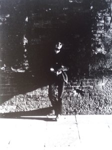 VINTAGE B&W FOTO No.7, 1974 (FOTO) av Peter McClure