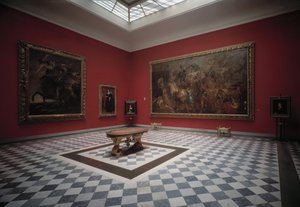 Museets sal som presenterar Henri IV vid slaget vid Ivry och Triumphal Entree of Henry IV i Paris av Rubens av Peter Paul Rubens