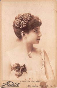 Charlotte Brianza av Photo studio Benjamin J. Falk