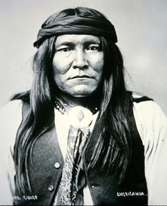 Chato Chief of Chiricahua Tribe (s/v foto)