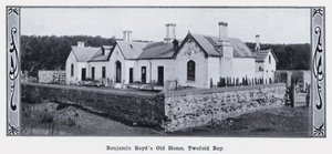 Benjamin Boyds gamla hem, Twofold Bay (s/v foto) av Photographer Australian