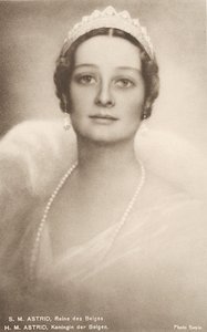 Astrid av Sverige, Belgarnas drottning, gemål till Leopold III av Belgien (s/v foto)