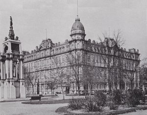 Windsor Hotel och Sir John A Macdonald Monument, Montreal (s/v foto) av Photographer Canadian