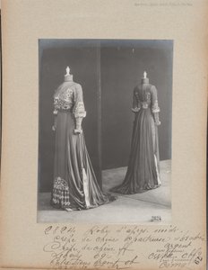 Albumsida: House of Worth, Afternoon Dress av Photographer French