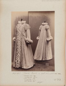 Albumsida: House of Worth, Coat (Grand Manteau) av Photographer French