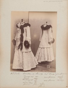 Albumsida: House of Worth, Coat av Photographer French