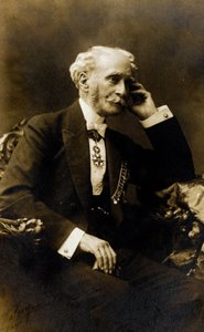 Porträtt av Francois Stephen Emile Liegeard (1830-1925), fransk författare, poet och politiker - Fotografi, Coll. Baussy av Photographer French