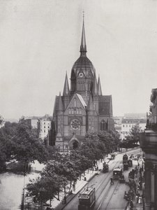 Heliga korsets kyrka (s/v foto) av Photographer German