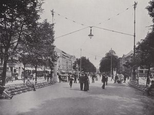 Unter Den Linden, Mittelallee och utsikt över monumentet till Fredrik den store (s/v foto) av Photographer German