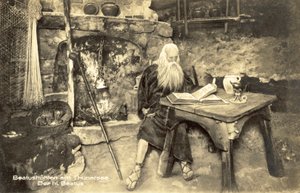 Figur av S:t Beatus, Beatusgrottorna, Beatenberg, Schweiz (svartvitt foto)