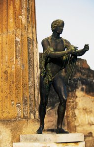 Staty av guden Apollo, Pompeji (Unescos världsarvslista