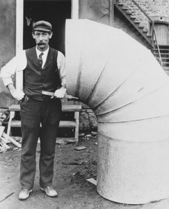 James Bright, plåtslagare på Hagley Yard