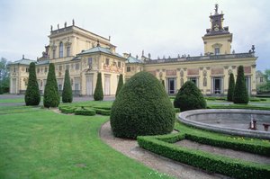 Exteriör vy av palats och trädgårdar av Polish School