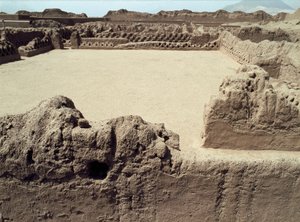 Chimu-kultur: utsikt över den förcolumbianska staden Chanchan, 850-1470 e.Kr av Pre Columbian Pre Columbian