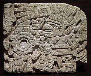 Pre-columbiansk konst, blandad civilisation: skulpterad bröstkorg som representerar en rikt klädd karaktär - från Oaxaca, Mexicos nationalmuseum för antropologi i Mexico City, Mexiko av Pre Columbian Pre Columbian