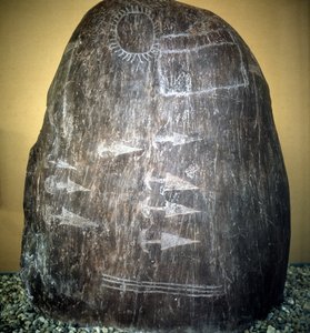 Civilisationen av Camunni. Bagnolo stele typ 1 a av Prehistoric Prehistoric