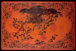 Bordsskiva, Kangxi-perioden (1662-1722) (lackerat trä & hampaduk) (se även 272135)