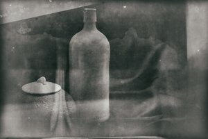 Vintageflaska och kruka av Raffaele Corte