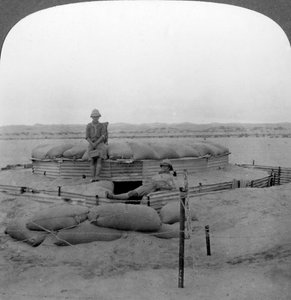 Ett unikt sandblockhus, sydvästra Afrika, första världskriget, c1915 av Realistic Travels Publishers