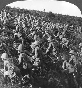De fortsätter, våra truppers sanna tjurhundsrus vid Gallipoli, Turkiet, första världskriget, 1915 av Realistic Travels Publishers