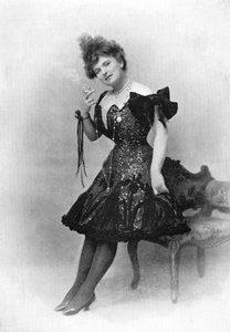 Nina Martino, italiensk skådespelerska, 1902-1903.