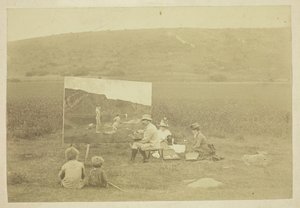 Konstnärens son, Barrett Browning, ca 1885-1889. av Robert Browning
