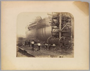Män på jobbet bredvid lanseringskedjorna av "Great Eastern" av Robert Howlett