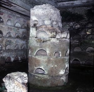 Columbarium - Scipios grav i Rom. av Roman