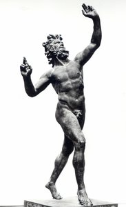Dansande faun, från Faunens hus, Pompeji (brons) (s/v foto) av Roman