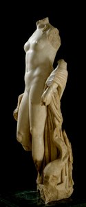 Diana, 2:a århundradet (marmorskulptur) av Roman