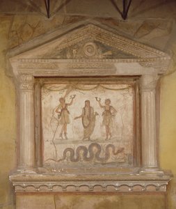 Hushållshelgedom, från Casa dei Vetti (Vettiis hus) (fresk på sten) av Roman