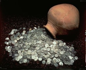 Burk som innehöll en skatt av romerska silvermynt, från Falkirk, mitten av 300-talet e.Kr av Roman