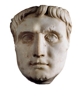 Mask av kejsar Augustus (Caius Julius Caesar Octavianus Augustus), 63 BC - 14 AD (marmorskulptur) av Roman
