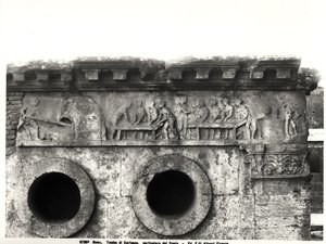 Relief från frisen som skildrar brödtillverkningsprocessen, ca 30 f.Kr. (detalj) av Roman