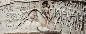 De romerska legionerna seglar i Ancona under skydd av Neptunus. Detalj av kolonnen av Trajanus (kolonn Trajanus) (Colonna Traiana) i Rom byggd under kejsar Trajanus regeringstid (53-117). Trajane-kolumnen firar minnet av em:s segerrika kampanjer av Roman