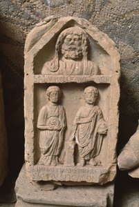 Votiv stela tillägnad Saturnus, Högkejsarperioden (27 f.Kr.-395 e.Kr.) av Roman Imperial Period
