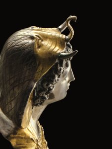 Emblemet för Cleopatra Selene, ca. sent 1:a århundradet f.Kr.-tidigt 1:a århundradet e.Kr. (paketförgyllt och silver) av Roman Roman