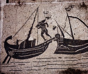 Ostia (Ostia) Ancient, mosaik av Place des Corporations. Lastar en båt. av Roman Roman