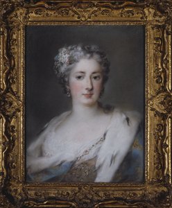 Porträtt av en dam i en hermelin-trimmad dräkt av Rosalba Giovanna Carriera