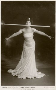 Carrie Moore, australiensisk skådespelerska, ca 1900-talet. av Rotary Photo
